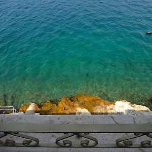 Arnolongo B4 Sea View